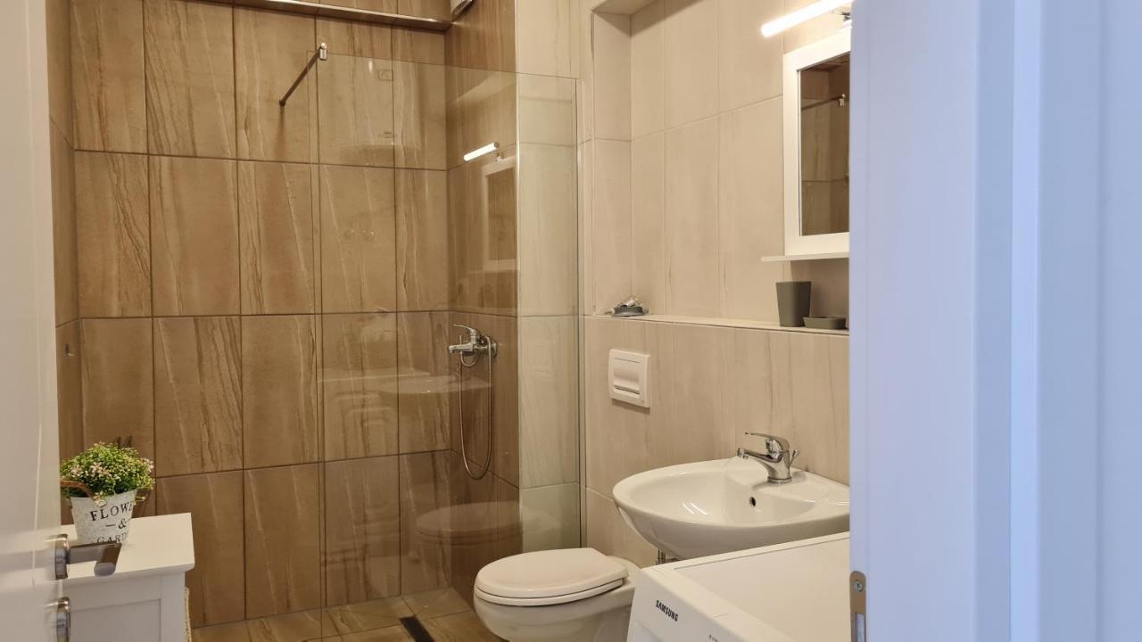 Vista View Comfort Saranda Dış mekan fotoğraf